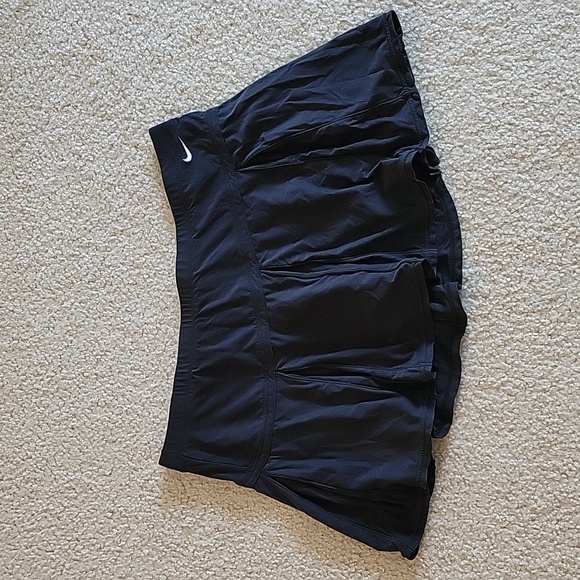 Nike Tennis Skirt - Picture 1 of 4